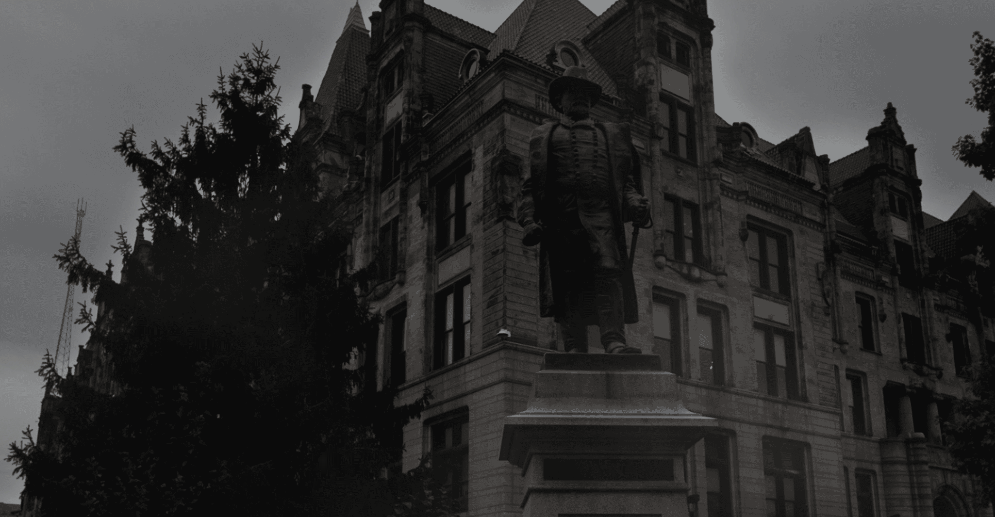 St. Louis, Gateway Ghouls and Hauntings Walking Tour - Housity