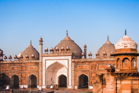 Agra : Visite à pied du Taj Mahal avec Heritage WalkVisite privée avec droit d'entrée, voiture, guide et nourriture de rue