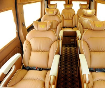 Hanoi: Mai Chau Luxe Limousine Bus Transfer