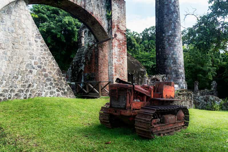 St. Kitts: Top Sights Guided Van or Open-Air Safari Tour | GetYourGuide