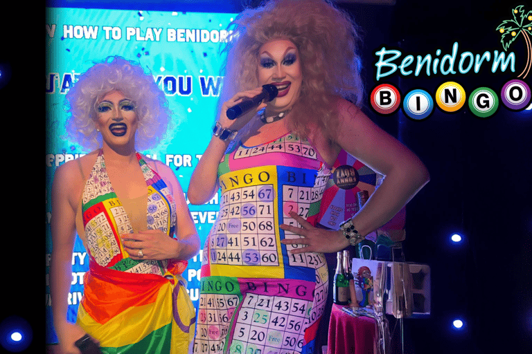 Especial de Natal: BINGO BENIDORM | FunnyBoyz LiverpoolAssento com bebida