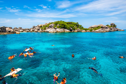 Ilha Similan - SnorkelingOpção Catamarã