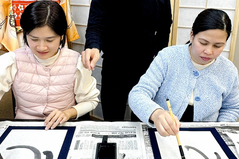 Nagoya City: Japanese Calligraphy Class with Tea and Sweets Japanese Calligraphy with Tea and Sweets