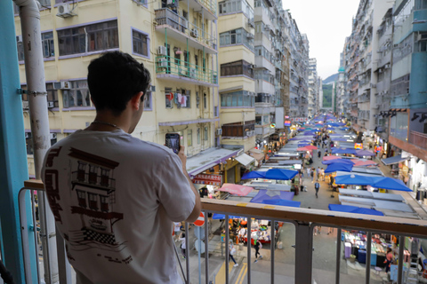 Hong Kong Kowloon: Michelin Street Food & Culture Walk Private Michelin Street Food & Culture Walk - 5 hours