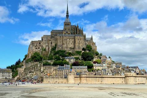 2-dagars privat D-Day Mont Saint-Michel 3 slott med MercedesPrivat erfarenhet