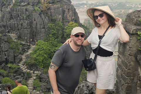 Depuis Hanoi : Ninh Binh - Trang An - Grottes de Mua - Déjeuner et busAu départ de Hanoi : Découvrez la beauté de Ninh Binh - Excursion d&#039;une journée