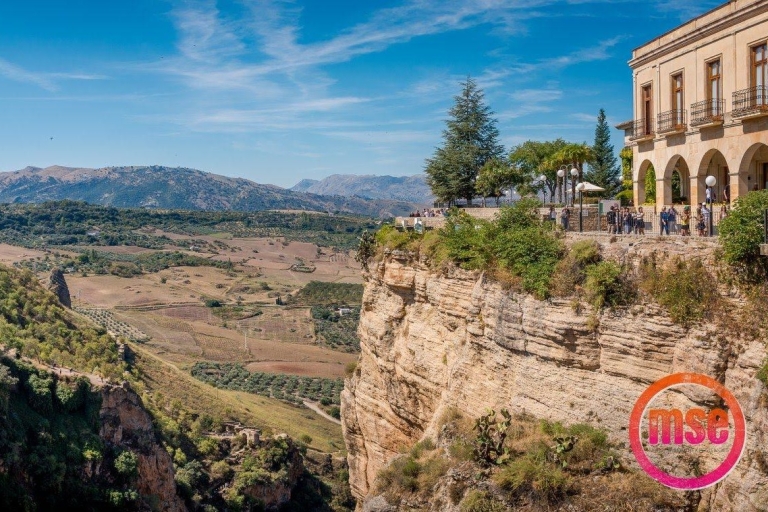 Z Malagi: Ronda i Setenil de las BodegasMalaga: jednodniowa wycieczka z przewodnikiem do Rondy