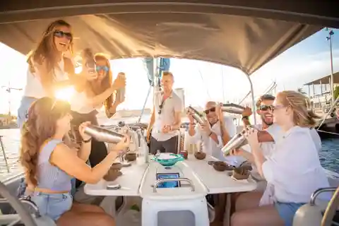 Barselona'dan Kokteyl Atölyesi ve Yelken Gezisi