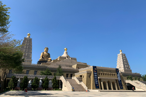 Kaohsiung City and Fo Guang Shan Monastery Private Tour