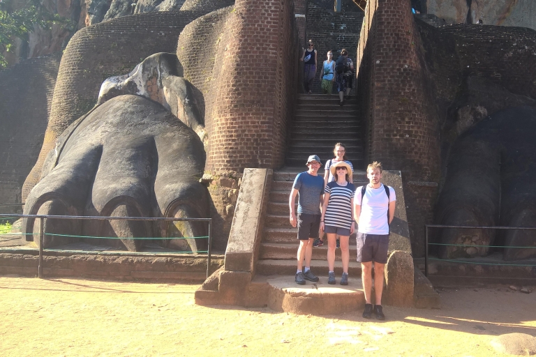 Discover Sigiriya & Dambulla from Kandy – Private Day Tour Discover Sigiriya & Dambulla from Kandy - small group