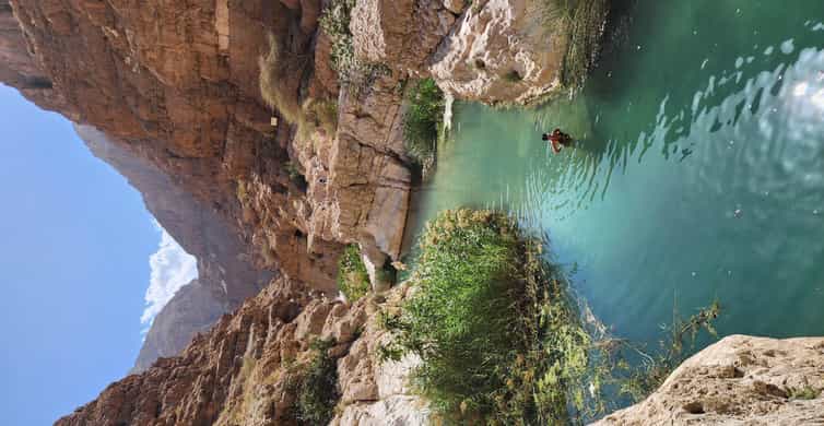 Wadi Shab tour | GetYourGuide