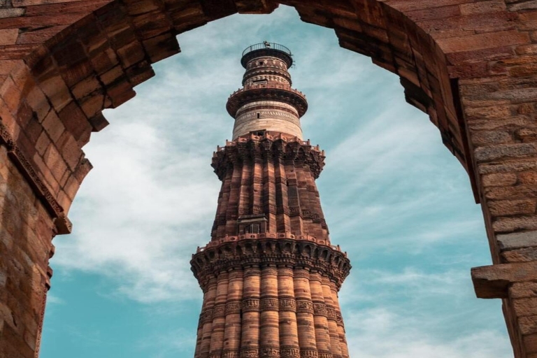 Visite privée All Inclusive de Old & New Delhi en voitureVisite privée du Qutb Minar, New Delhi