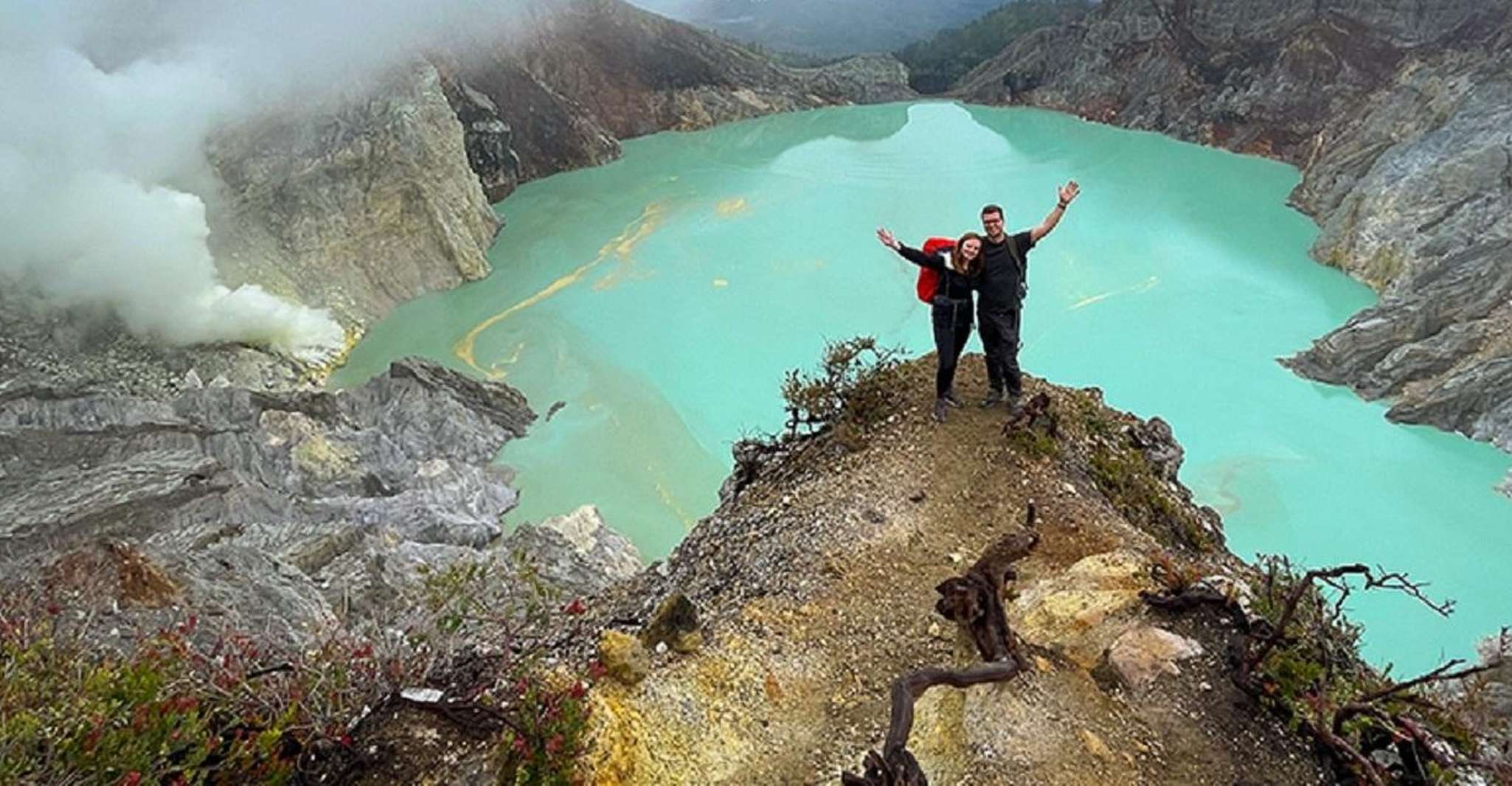 Banyuwangi, Group Tour Ijen Blue Fire with Driver and Guide - Housity