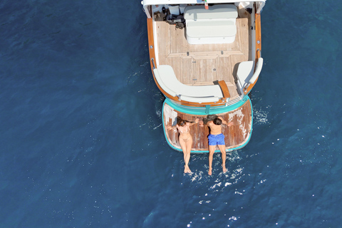 Cinque Terre: Hybrid Boat Tour with Swimming Stop