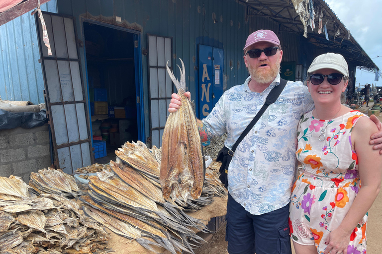 Negombo: Strandspaziergang mit Kultur und Abenteuer!