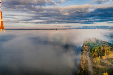 Riga: Soviet-Era City Tour in a Vintage Soviet Car