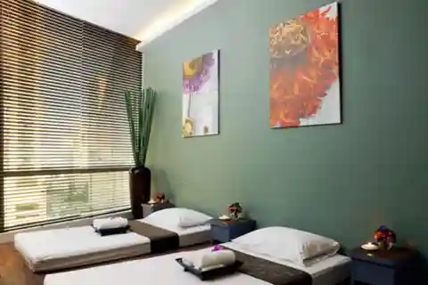 Bangkok: Let's Relax Spa Terminal 21 E-Voucher