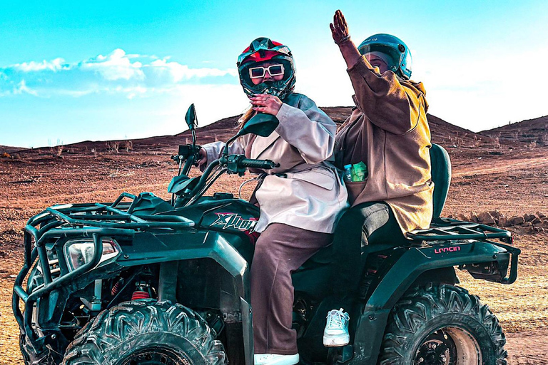 Marrakech: Agafay woestijn Quad &amp; kamelenritten met dinnershow