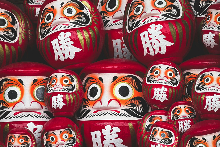 Get to know Minoo from Osaka. Katsuoji Temple, Ryuanji Waterfall and Ryuanji Temple