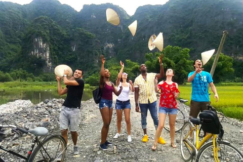 Z Ha Noi: Hoa Lu, Tam Coc i jaskinie Mua - wycieczka 1-dniowa