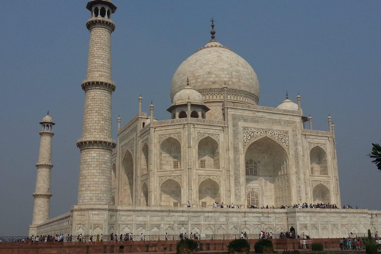 Tour Taj Mahal-Agra Fort &amp; Bazar con guida privata giapponeseTour guidato con macchina