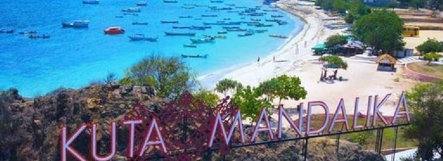 Excursion d'une journée /Tissage à la main, village traditionnel et excursion à la plage