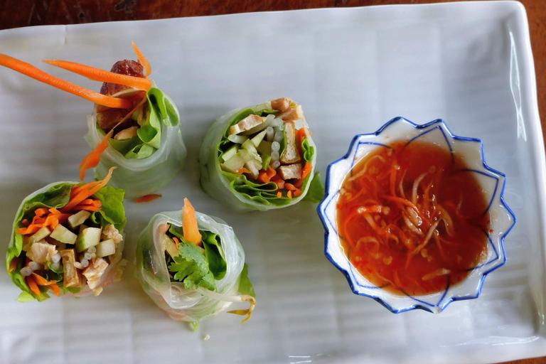 Koh Lanta : Cours du soir à l'école de cuisine thaïlandaise de Lanta