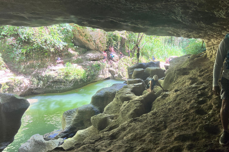 Vega Baja: Highlights views and Guided Tour in Caves