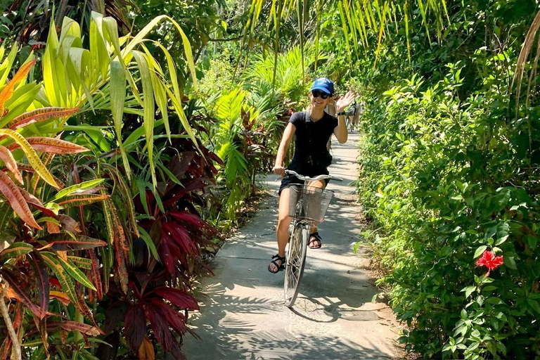 CUCHI TUNNEL & MEKONG DELTA SUPERIOR SERVICE FULL-DAY TOUR Cuchi Tunnel & Mekong Delta