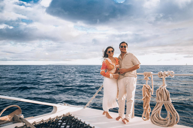 From Lahaina: Golden Hour Whale Watch aboard Alihilani