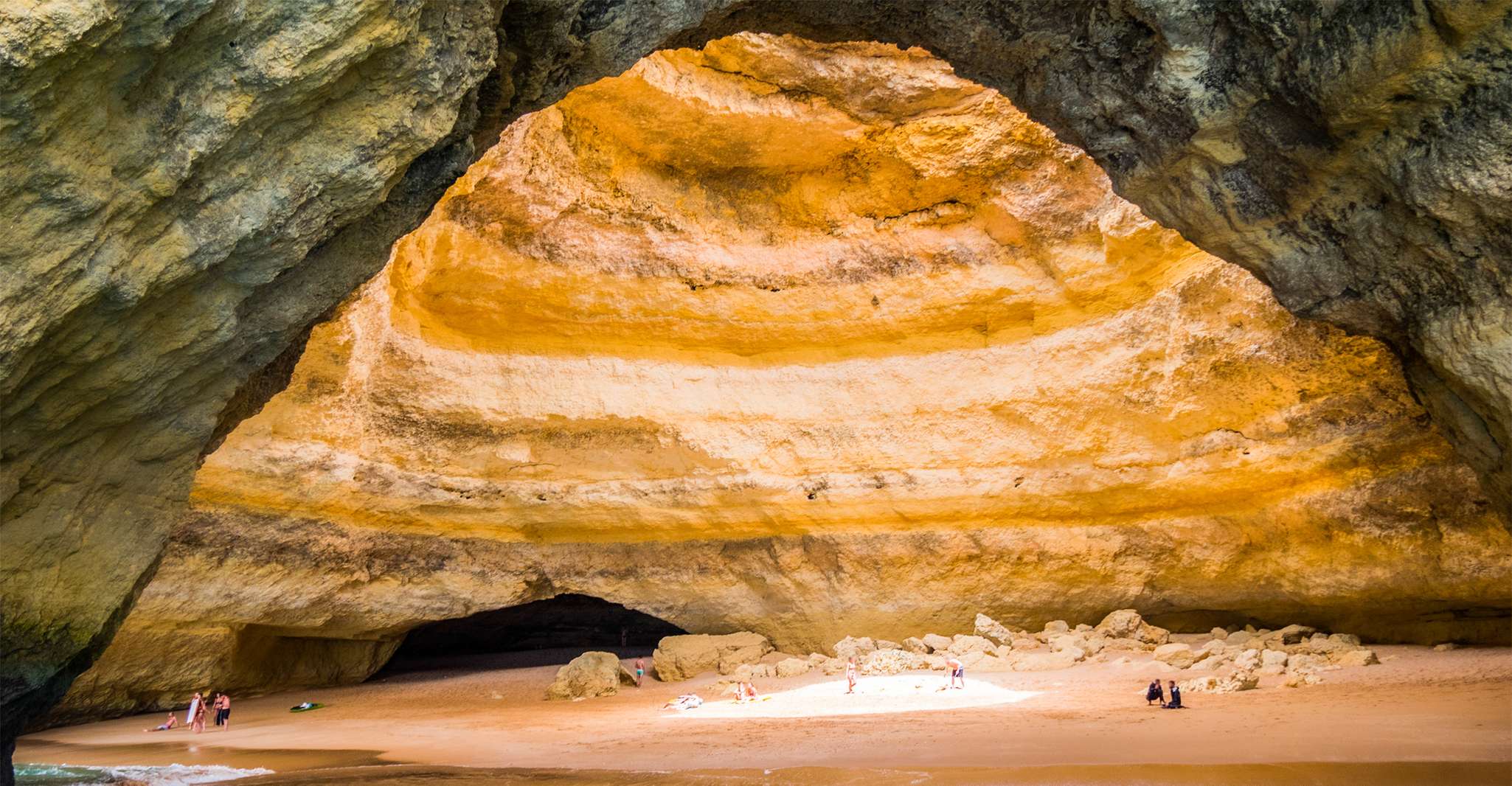 Portimão, Cruzeiro ao pôr do sol para a caverna de Benagil - Hizvo