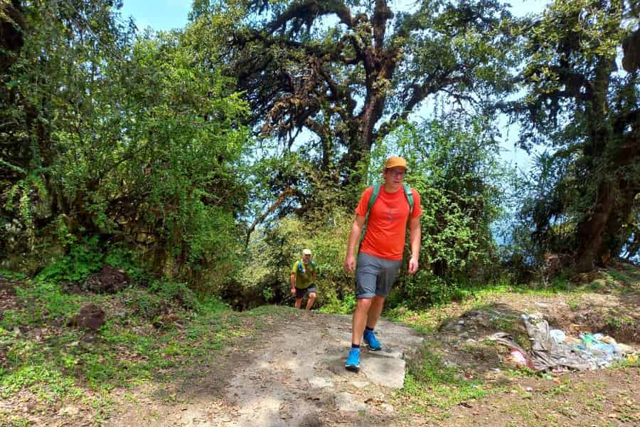 Kathmandu: Shivapuri Tageswanderung mit Mittagessen. Foto: GetYourGuide