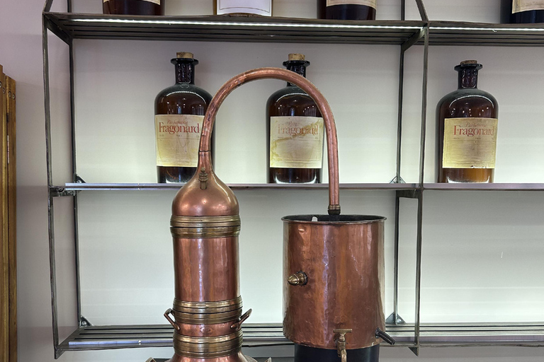 Grasse: Perfume Creation Experience and Guided Visit at Fragonard Fragonard Private Tour