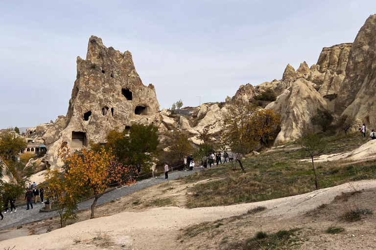 De Estambul a Capadocia: Excursión guiada de 2 días con todo incluido