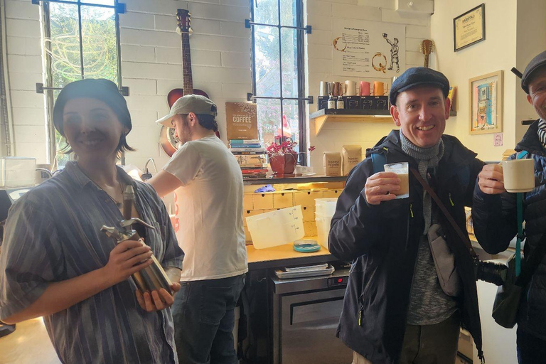 Vancouver: Street Art & Craft Beer Walking Tour with Tasting