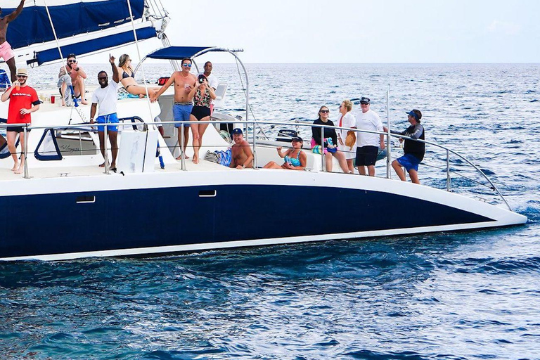 Barbados VIP Catamaran, Snorkeling, &amp; Gourmet Lunch Cruise