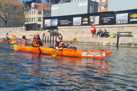 Passeio de caiaque no porto de Copenhague - junho, julho e agosto