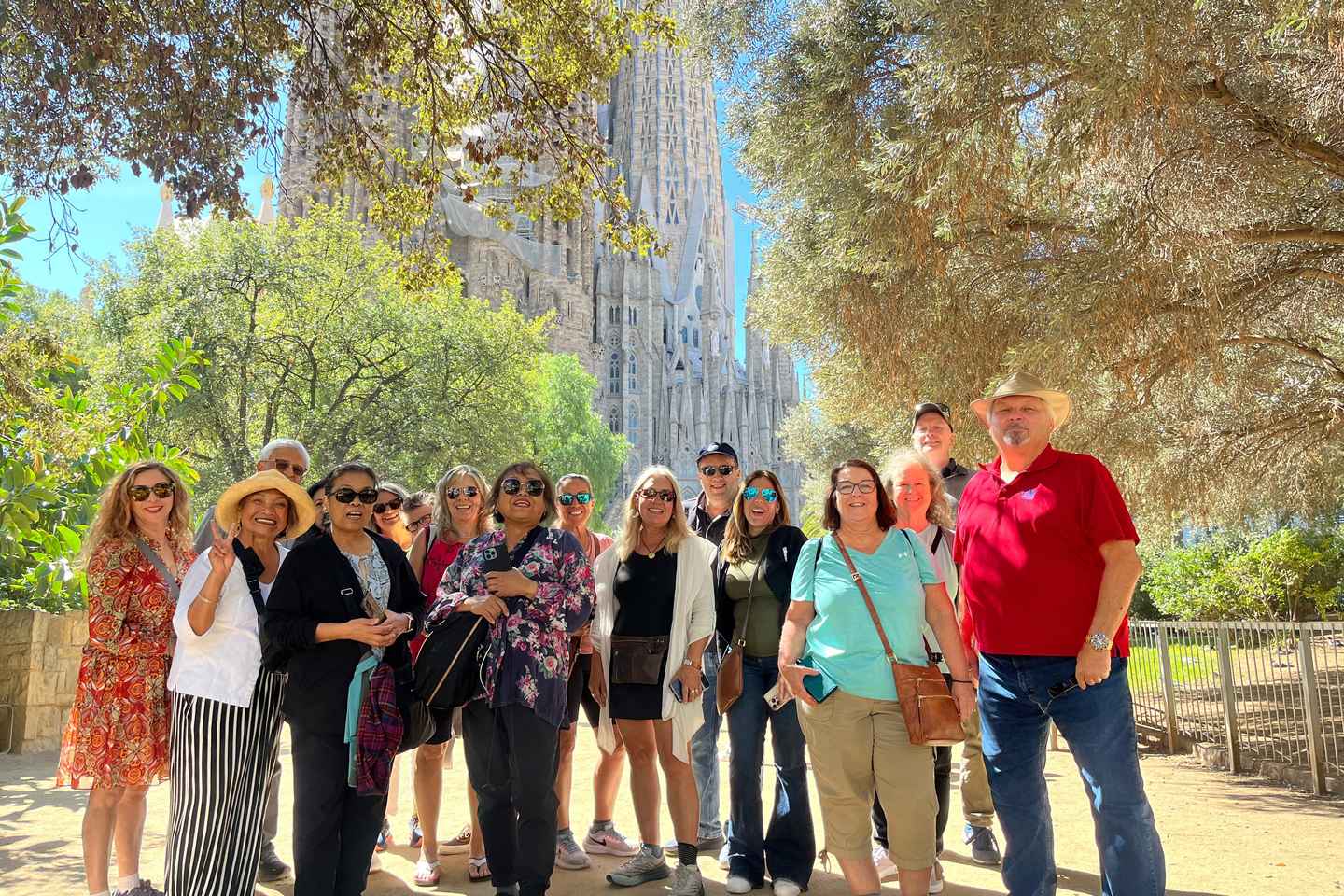 Barcelona: Sagrada Familia & Montserrat Full-Day with Pickup