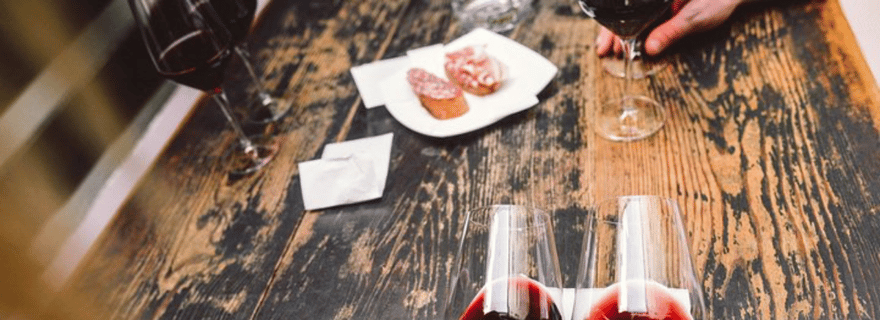 Bolzano : Visite de dégustation de vin avec un expert en vin