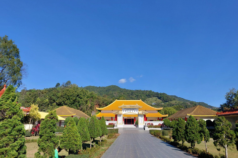 Chiang Rai: Mountains Discovery Doi Mae Salong & Doi Tung Mountains Discovery:Doi Mae Salong & Doi Tung (Private Tour)