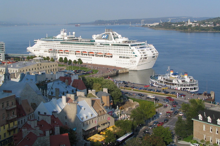 Discover Old Quebec on foot with a local guide