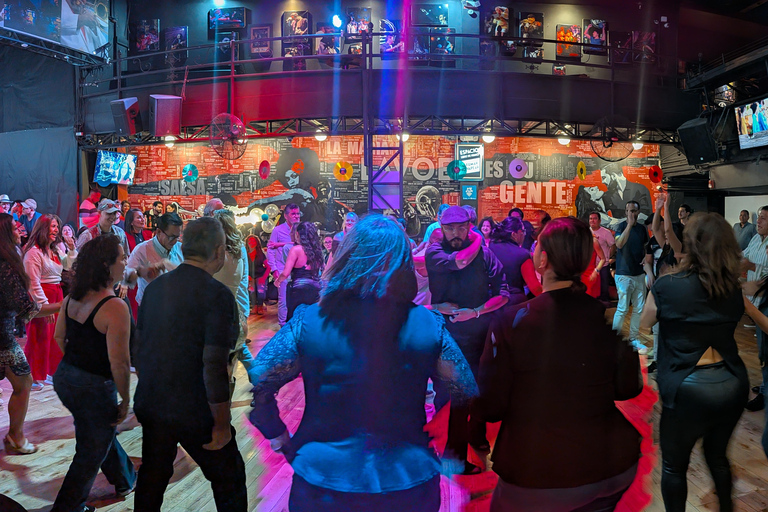Quito: LaVOE Salsa Workshop & Party