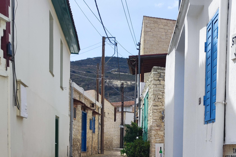 Paphos: Troodos Mountains Villages Tour with Wine Tasting