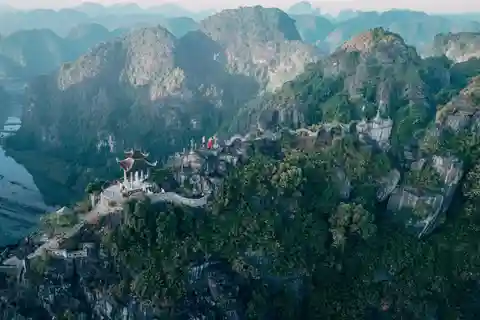 From Hanoi: Ninh Binh-Bai Dinh, Trang An, and Mua Cave 1 day