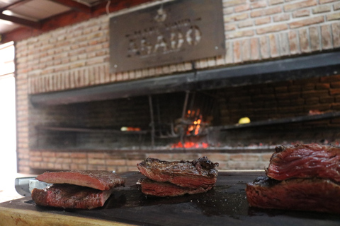 Montevideo: Exclusive VIP Experience at a Century-Old Winery, Tasting, Lunch, Transport