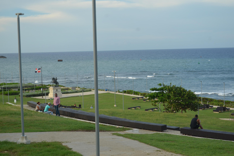 普拉塔港：从泰诺湾/安伯湾出发的猴子之旅和城市之旅普拉塔港：塔伊诺湾/安伯湾的猴子之旅和城市之旅
