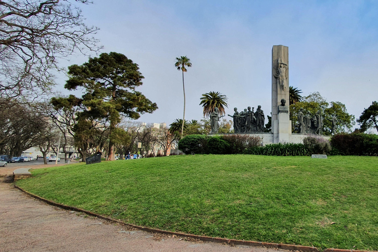 CityTour Montevideo: Äventyr och skattjakt i dess historiska juveler