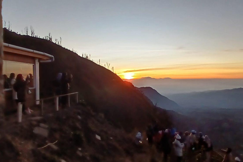 From Yogyakarta: 2 - Day Mount Bromo Sunrise Adventure Trip Private Tour With Logding and Entry Ticket