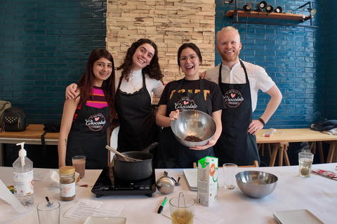 Bruges: 1,5h de oficina de fabricação de trufas de chocolate