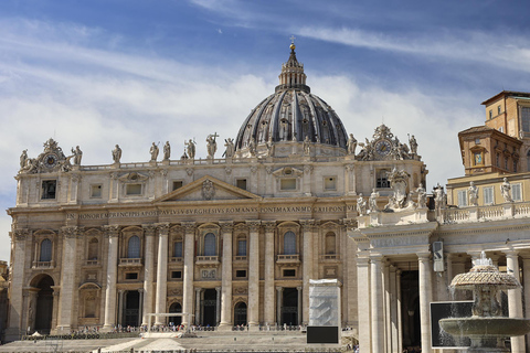 Rome: St. Peter’s Basilica & Underground Tombs Tour Group Tour in French